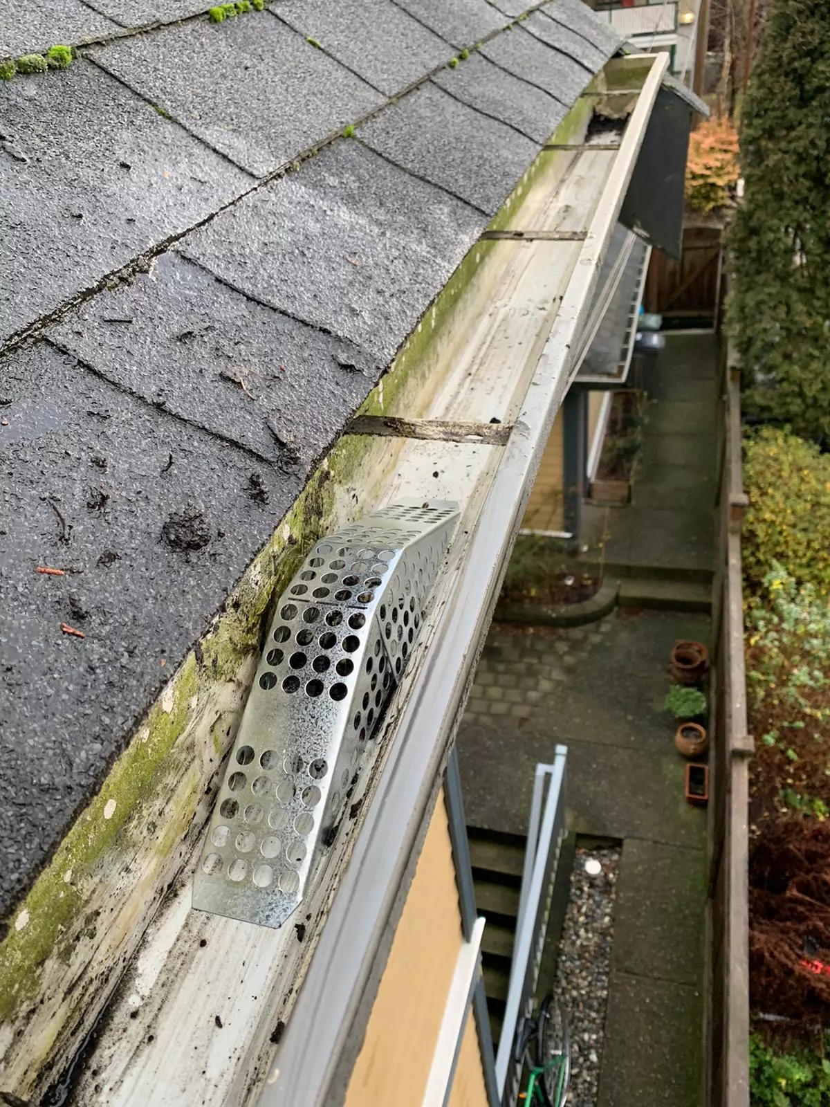 Gutter basket installation in Vancouver