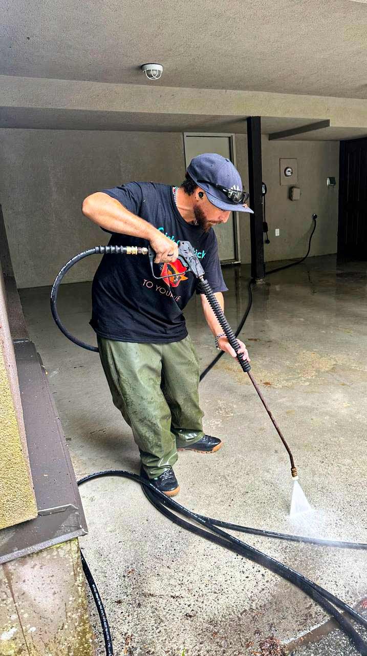 Pressure washing and exterior cleaning service in Vancouver