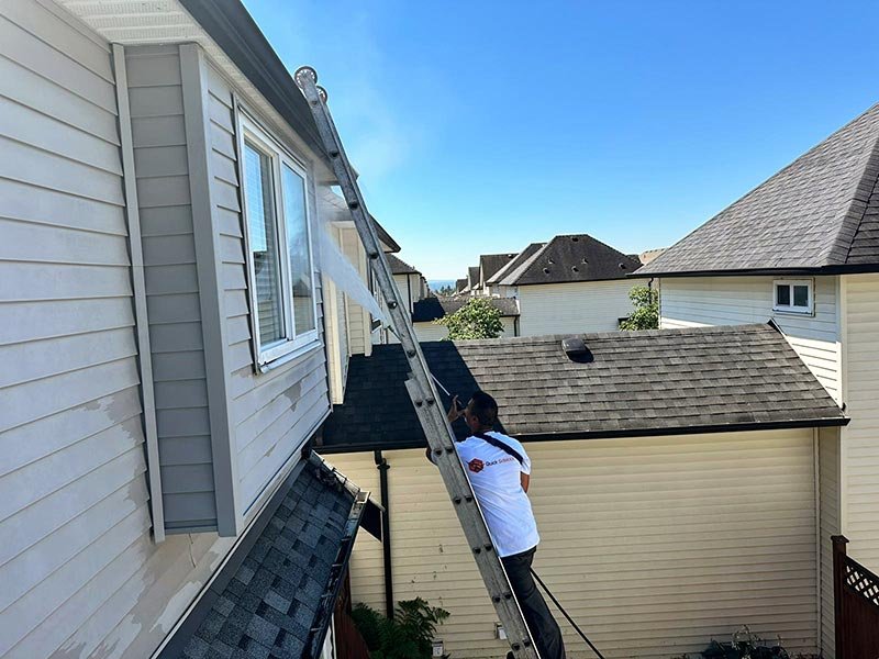 exterior window cleaning