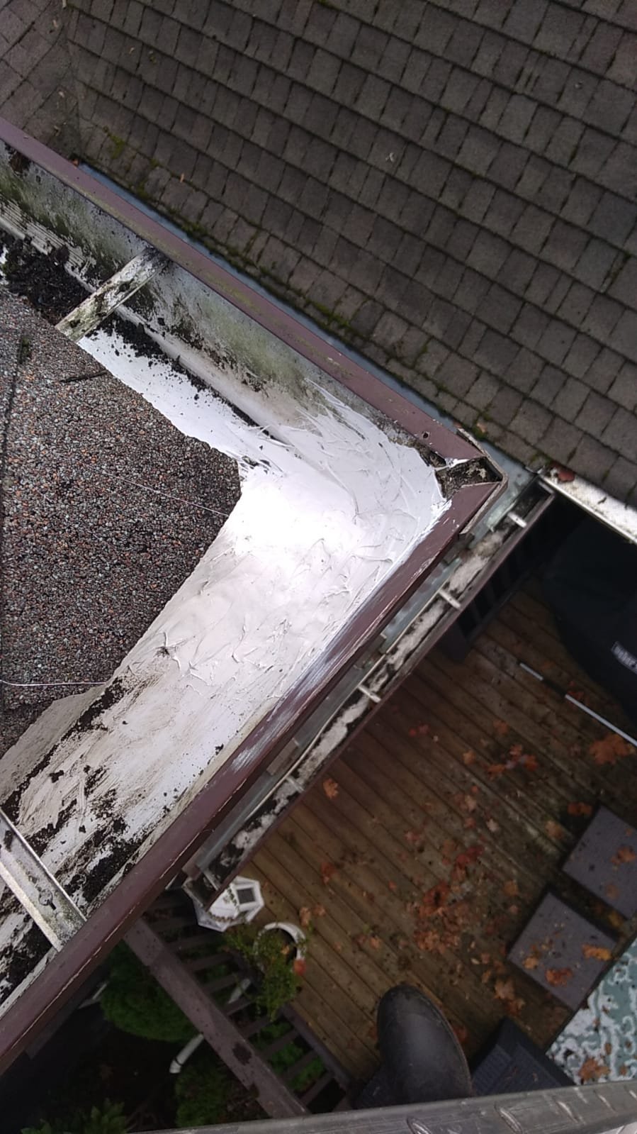 Gutter leak repair in Vancouver