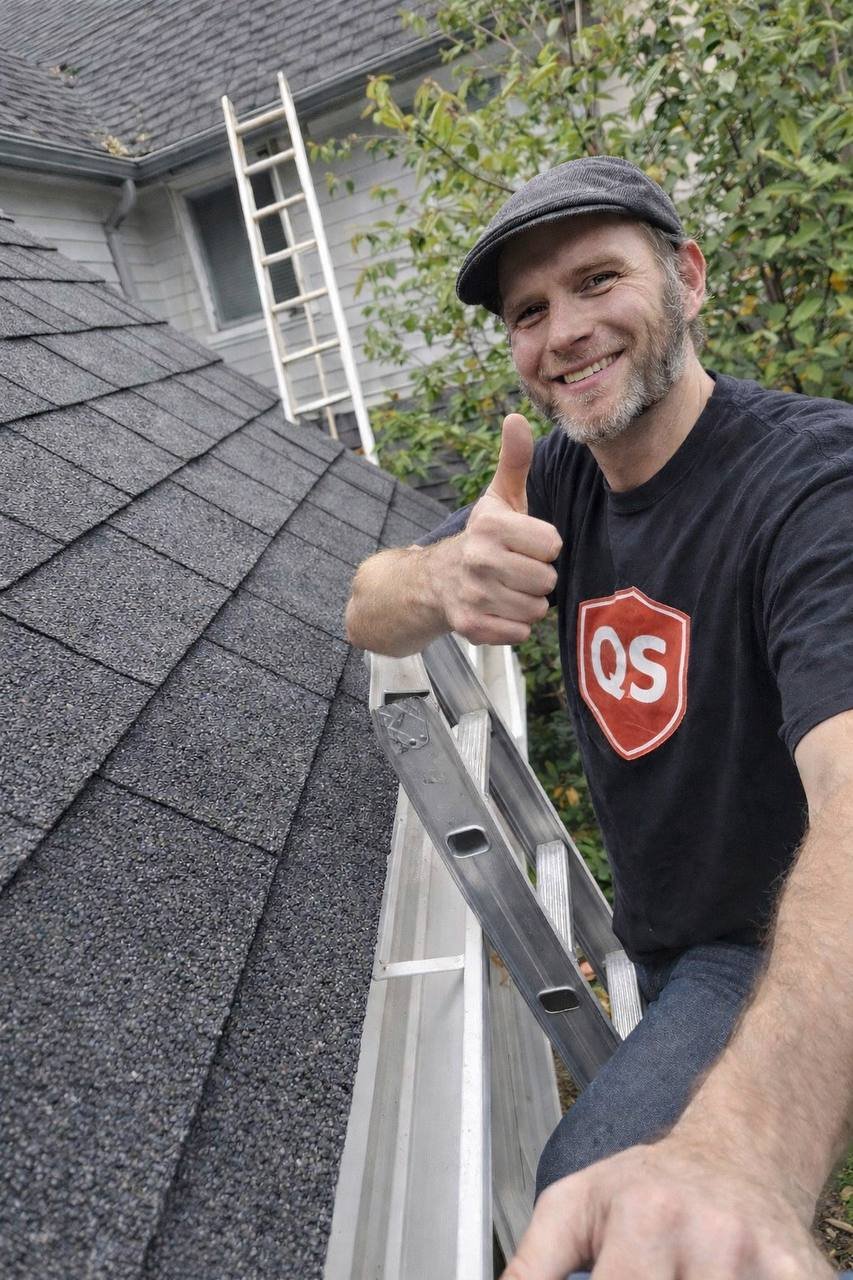 Roof cleaning service in vancouver bc by quicksidekick