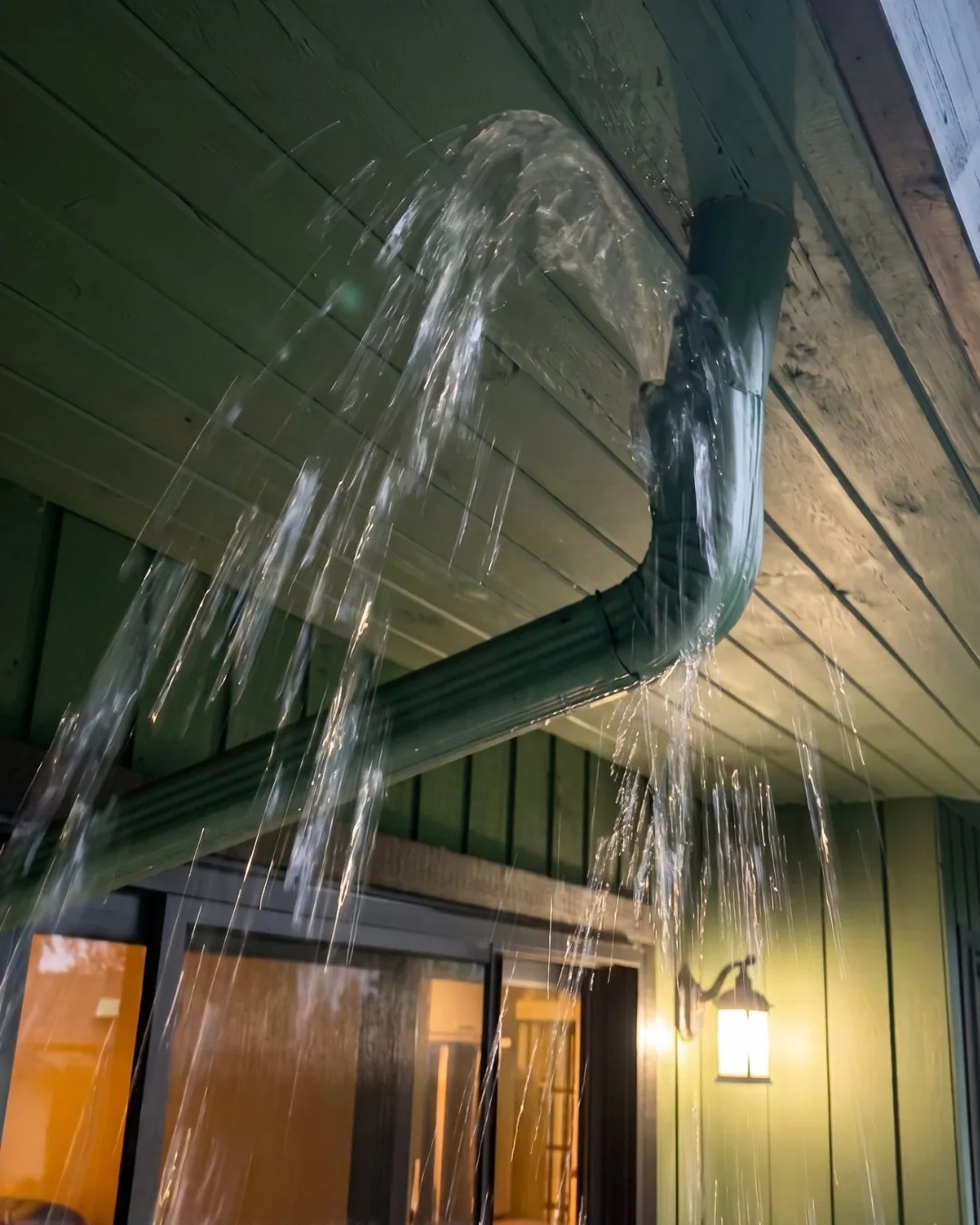 Downspout repair in Vancouver