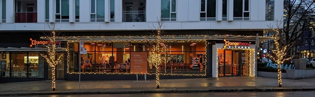 Commercial Christmas light installation in Vancouver