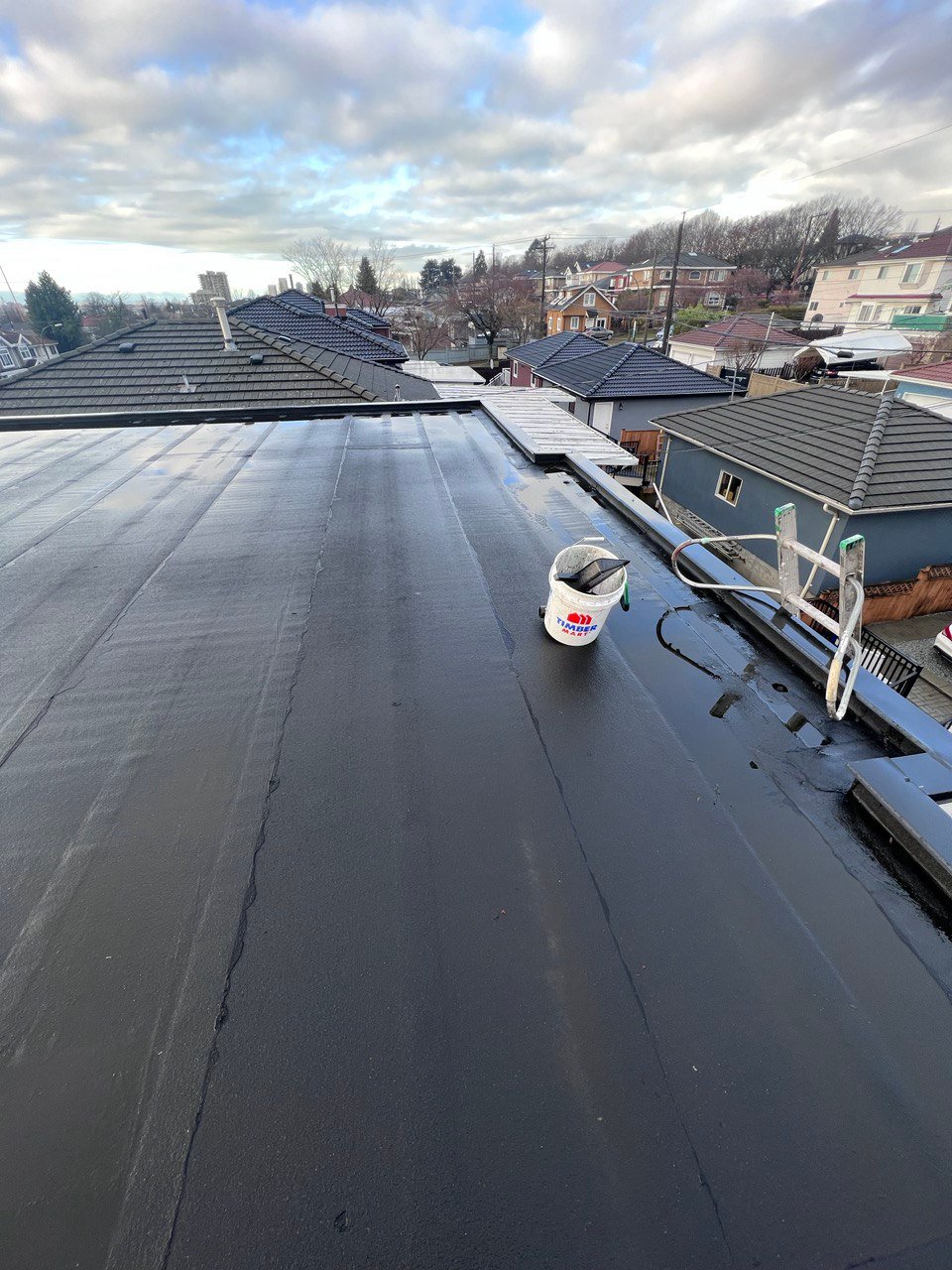 Flat roof cleaning service in Vancouver