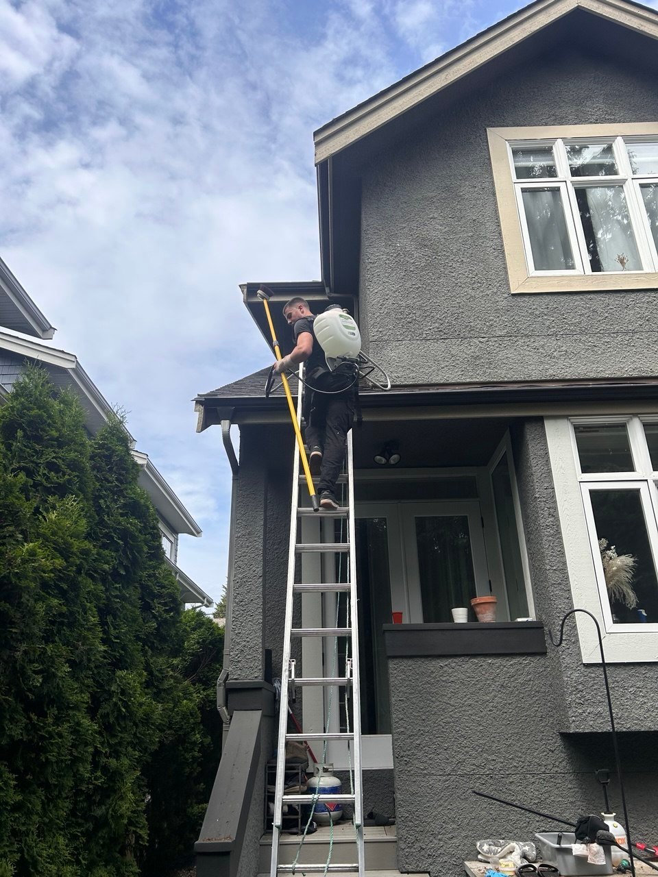 Quick Sidekick Vancouver roof cleaning service