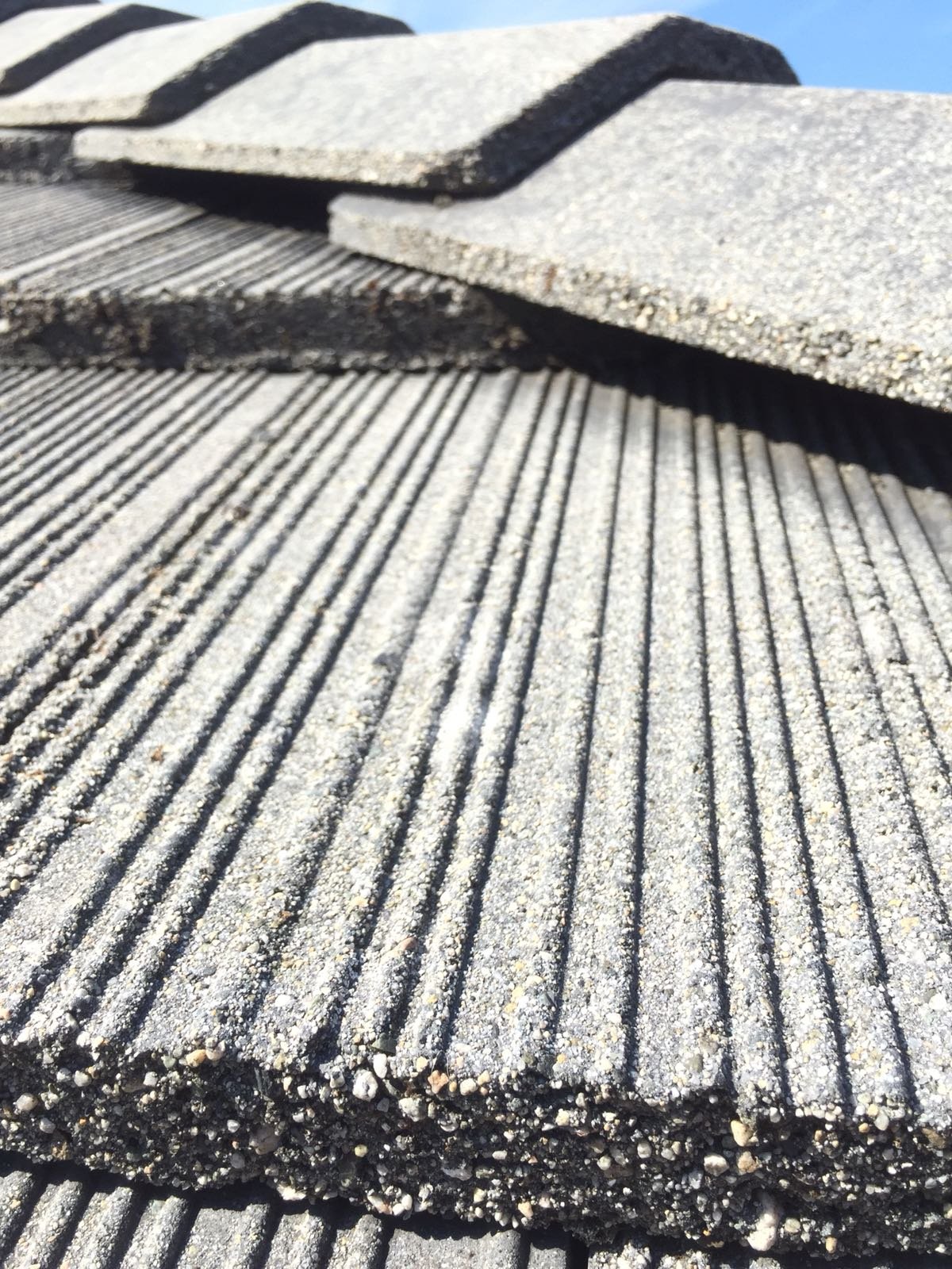 Flat-profile concrete tile roof cleaning in Vancouver