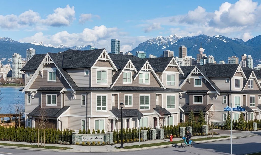 Strata and commercial gutter leak repair in Vancouver