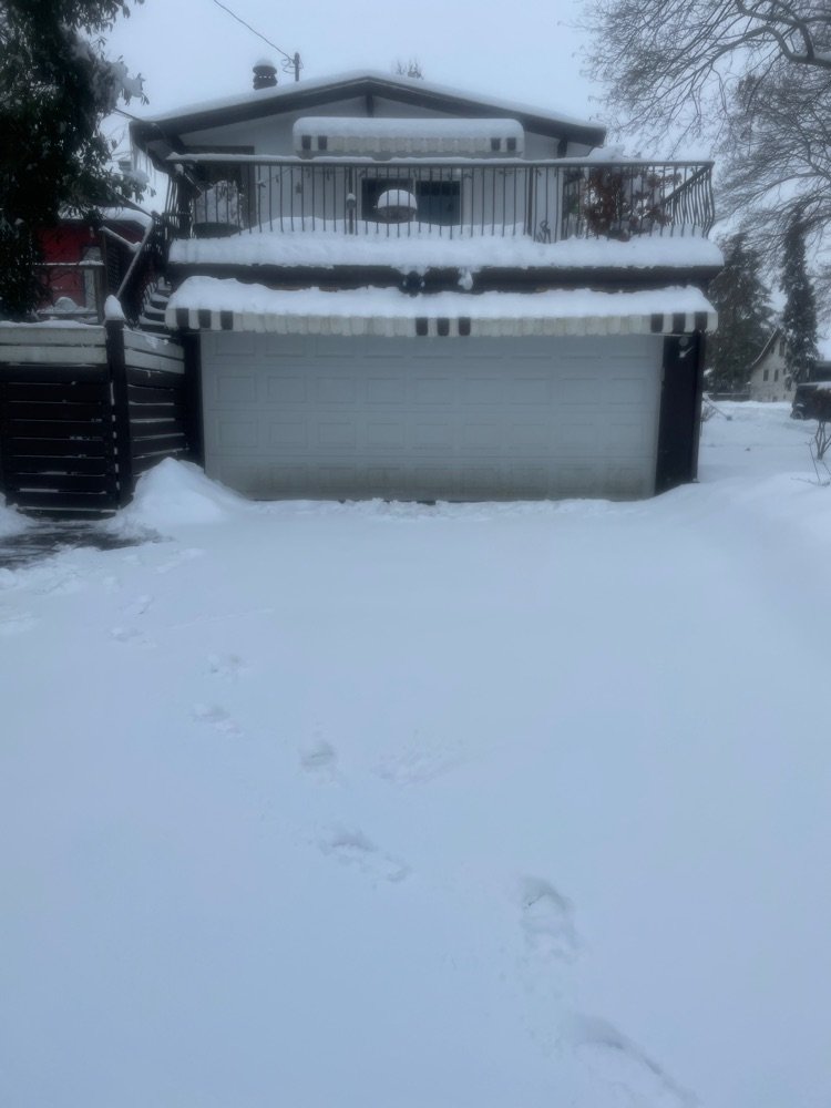 Driveway before residential snow removal in Vancouver