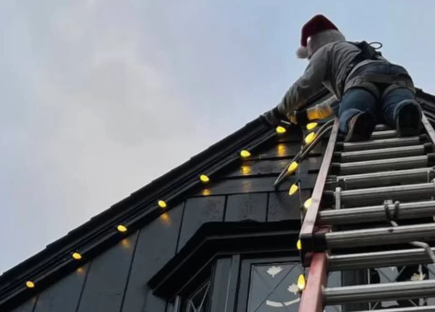 christmas light hanging bg Christmas Light Displays We Offer in Vancouver